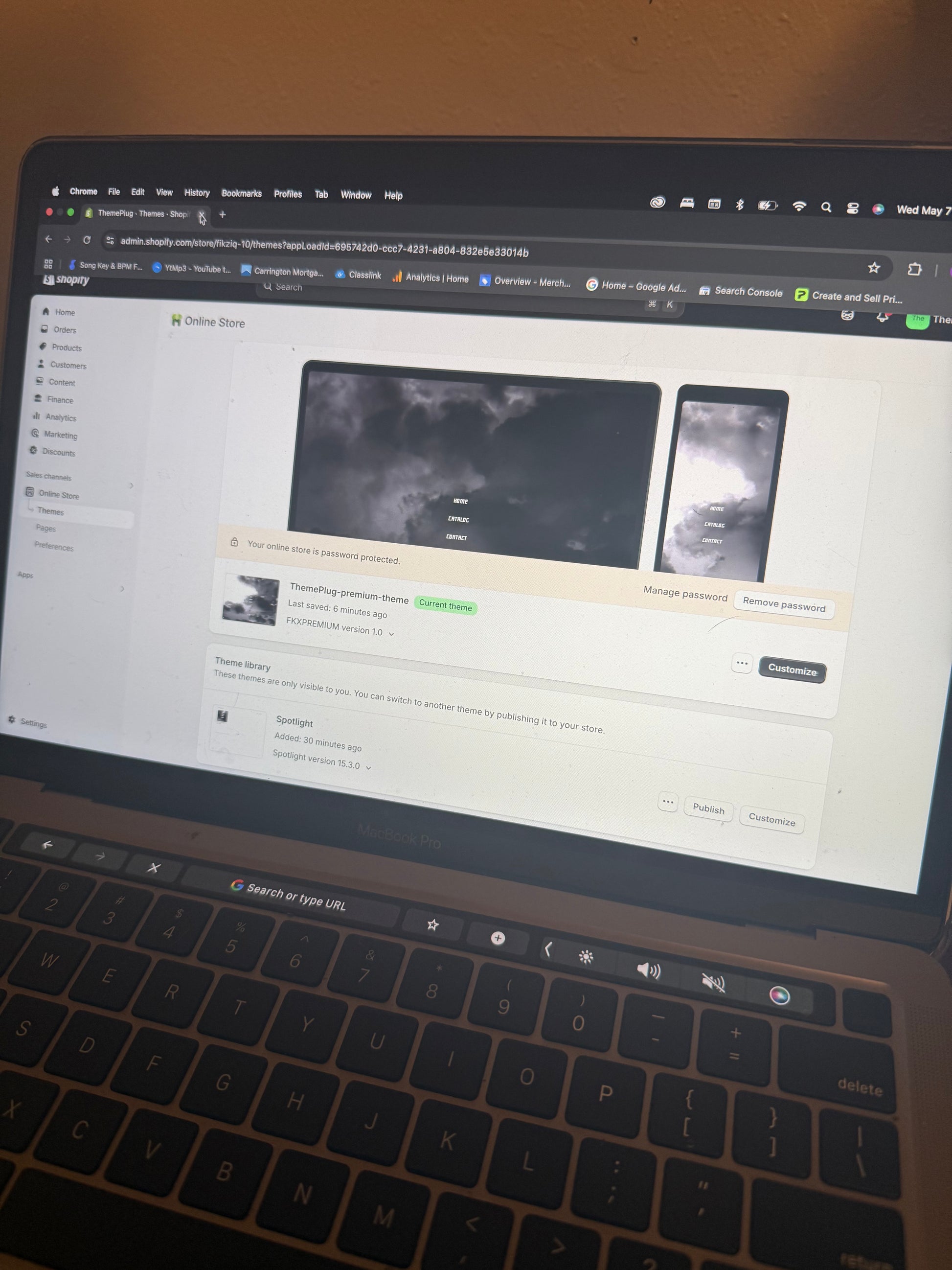 Shopify dashboard installing ThemePlug 